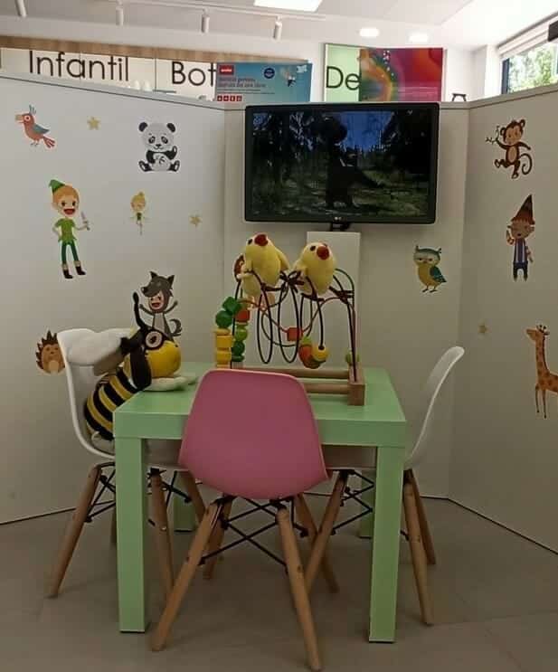 zona-infantil-farmacia-cordel